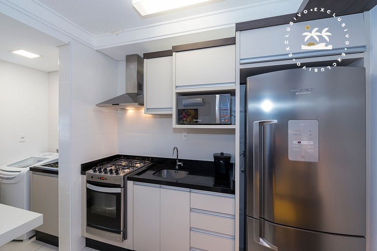 Cardeal 403C - Aconchegante apartamento na praia de Bombas -