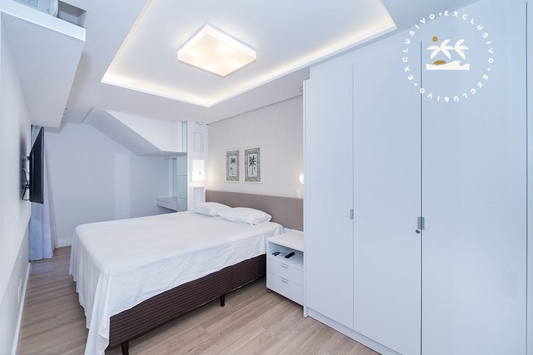 Varandas do Atlântico 01A - Playa de Bombas