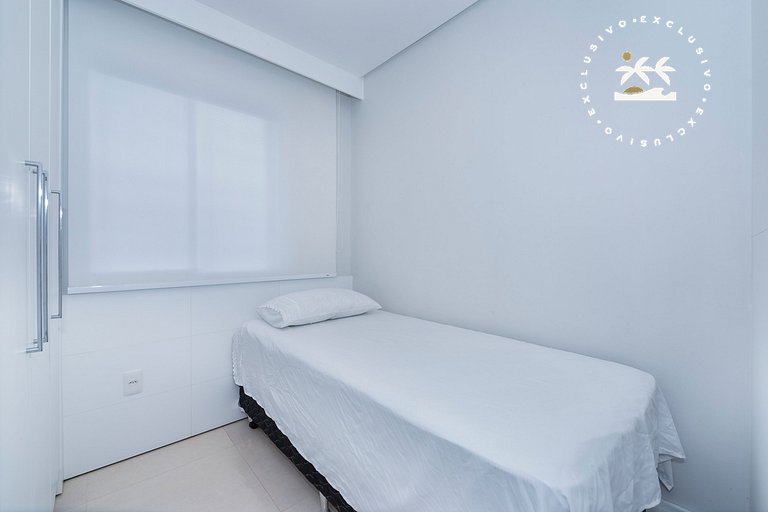 Varandas do Atlântico 01A - Playa de Bombas