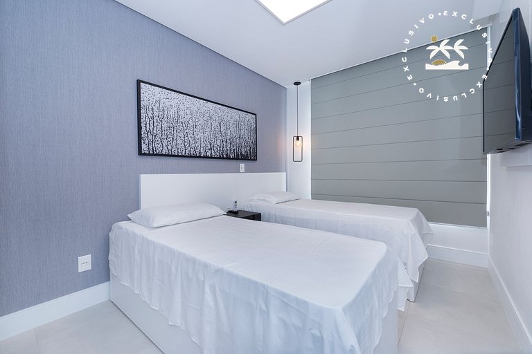 Adra 102 - Apartamento com 3 quartos - Centro de Bombinhas