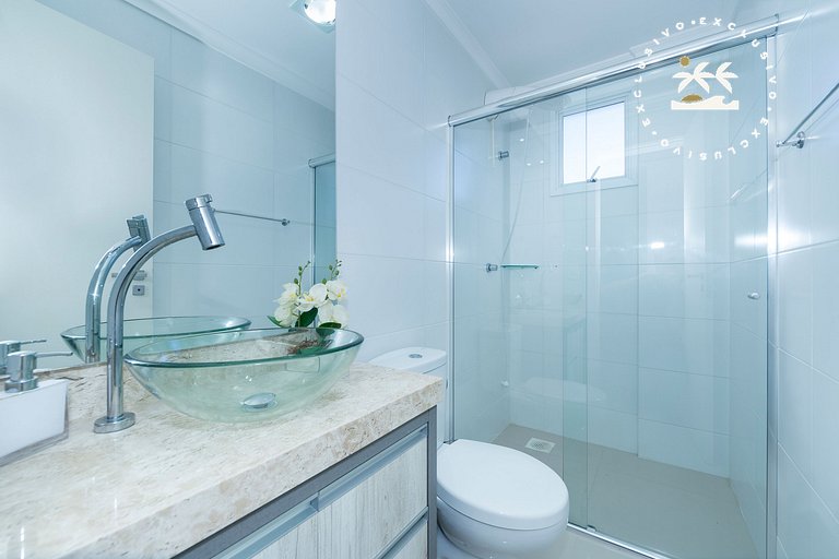 Mirela 403 - Apto 2 quartos à 350 metros da Praia de Bombas