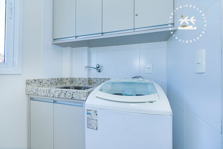 Mirela 403 - Apto 2 quartos à 350 metros da Praia de Bombas