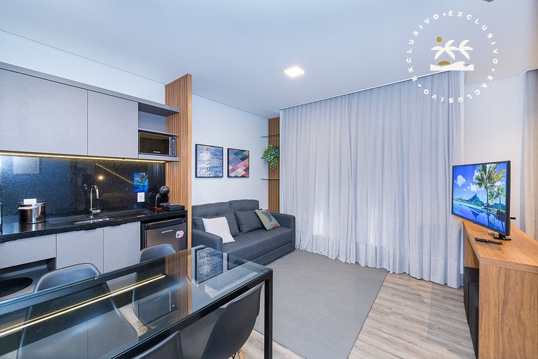 Aion 203 - Apto mono ambiente - 50 metros do mar!