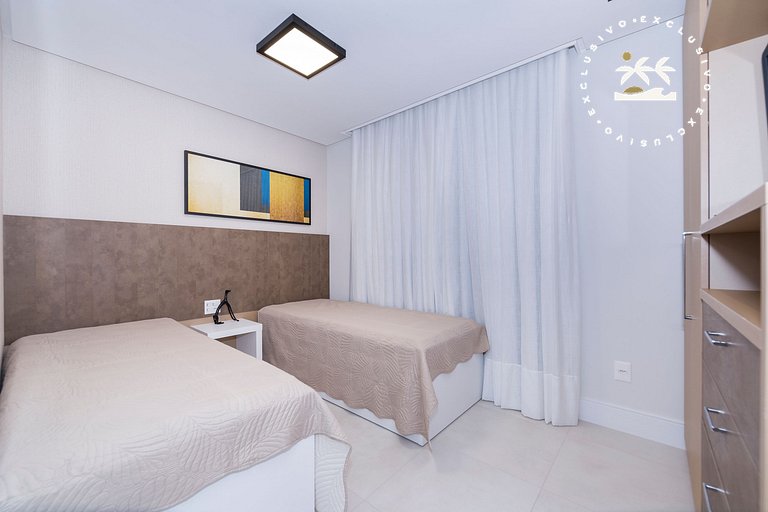 Adra 205 - Apartamento com 3 quartos - Centro de Bombinhas