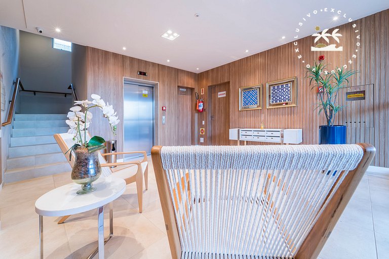 Punta Blu 102v5 - Excelente apartamento em condomínio de lux