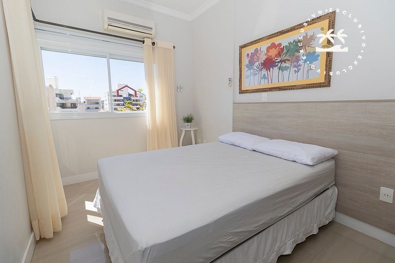 Maristela 201 - Apartamento na praia de Bombas com vista par