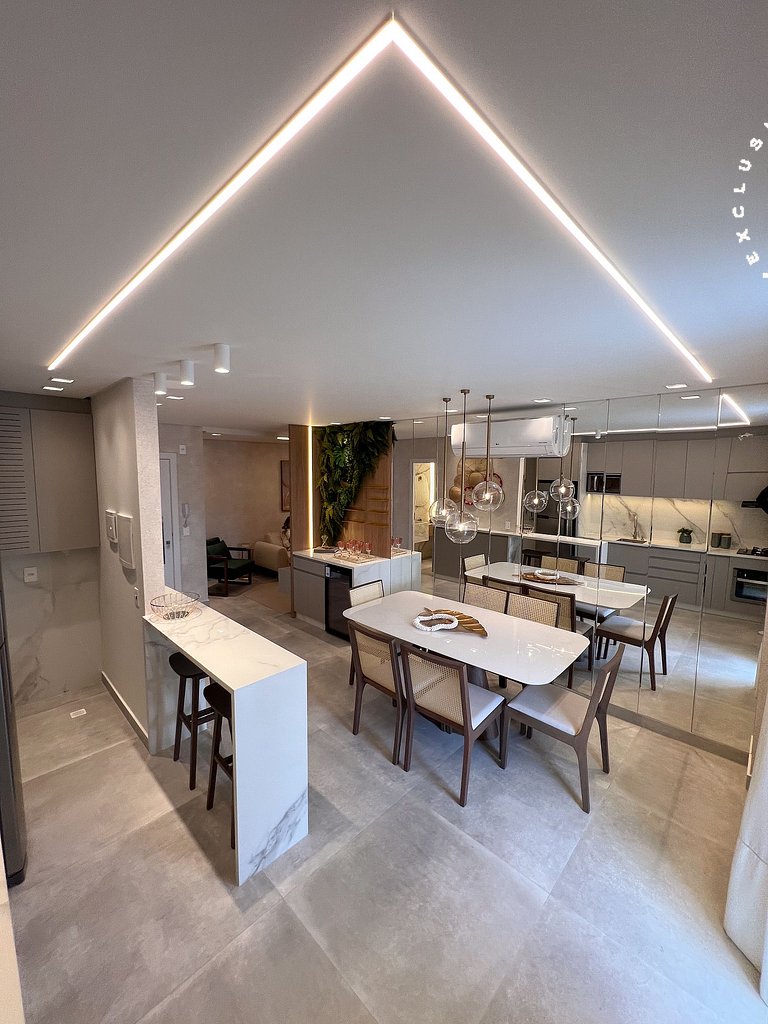 Solar do Atlântico 101 – Beira Mar em Bombas