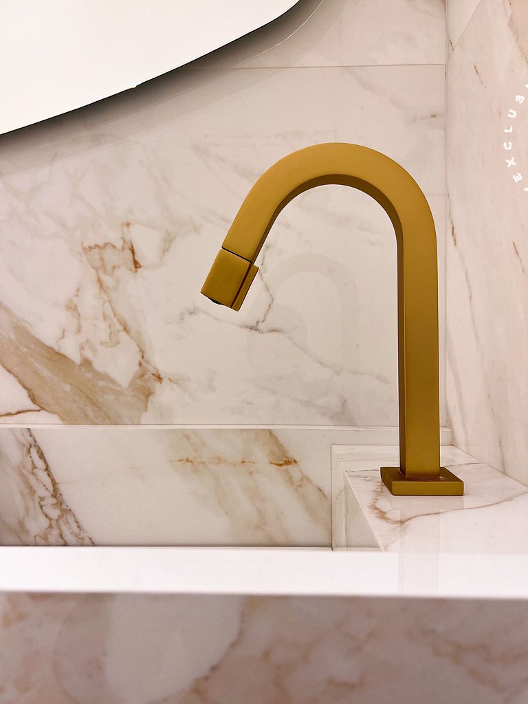 Solar do Atlântico 101 – Beira Mar em Bombas