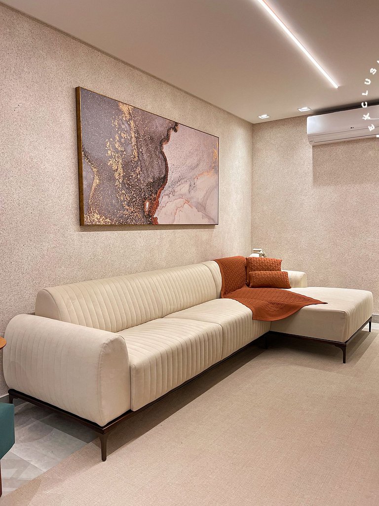 Solar do Atlântico 101 – Beira Mar em Bombas