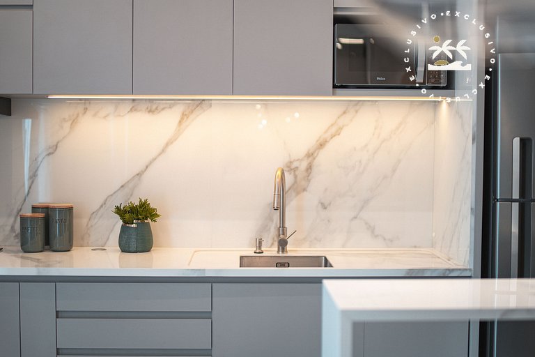 Solar do Atlântico 101 – Beira Mar em Bombas