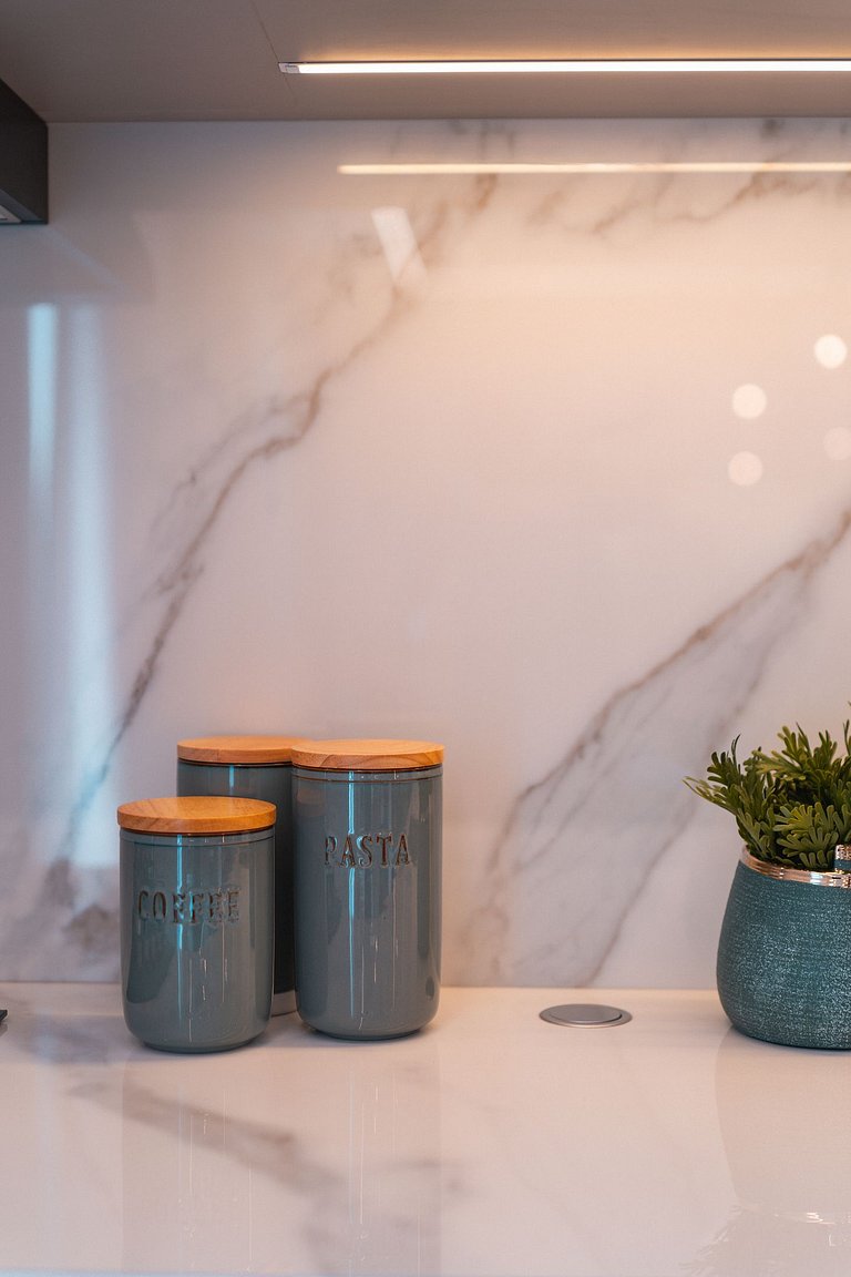 Solar do Atlântico 101 – Beira Mar em Bombas