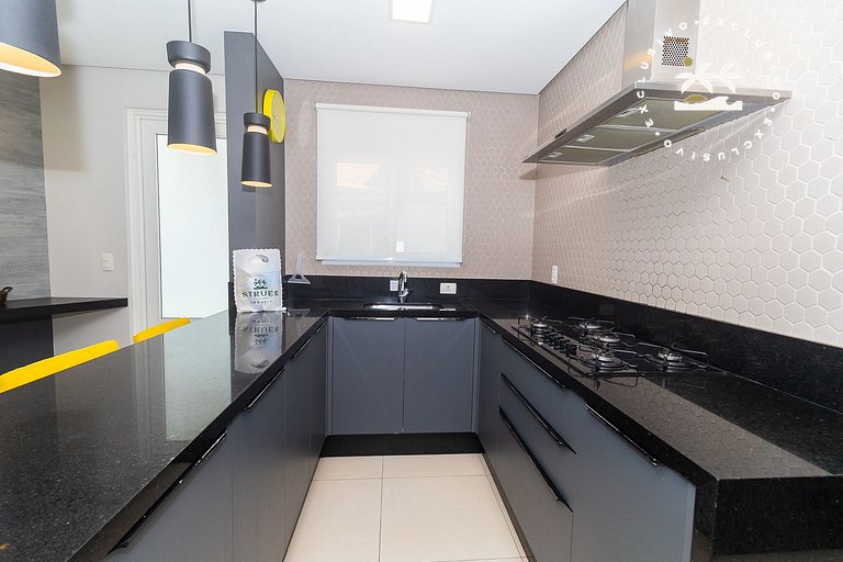 Varandas do Atlântico 101A – Frente Mar em Bombas