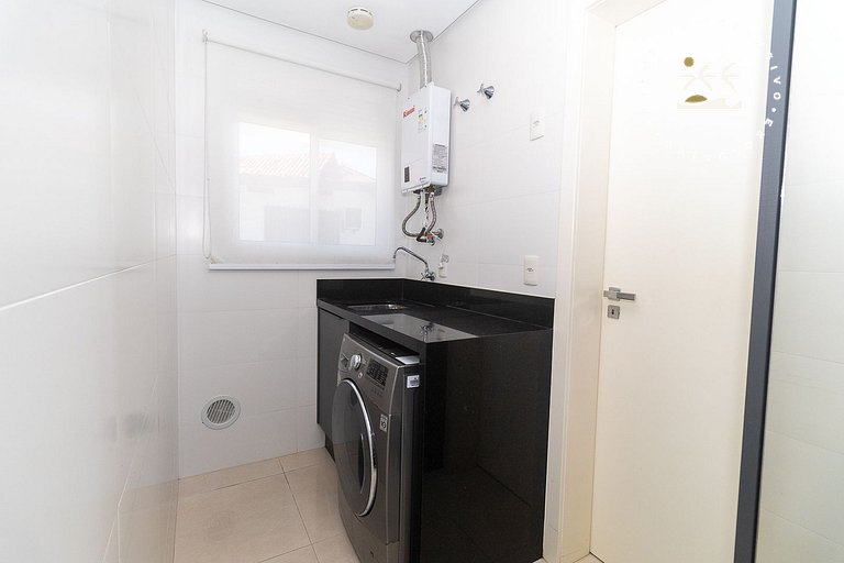 Varandas do Atlântico 101A – Frente Mar em Bombas