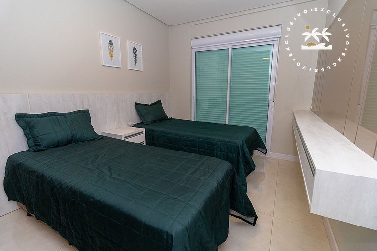 Di Trento 402 - Apto 2 quartos na praia de Bombas