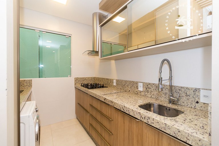 Di Trento 402 - Excelente apartamento na praia de Bombas à p