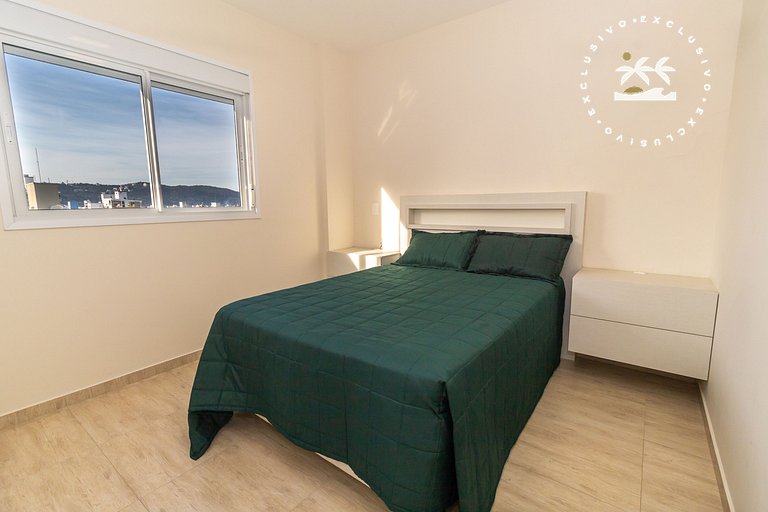 Mirela 403 - Apto 2 quartos à 350 metros da Praia de Bombas