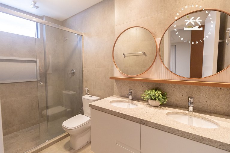 Adra 001 - 3 Bedrooms - 2 Parking Spaces | Downtown Bombinha
