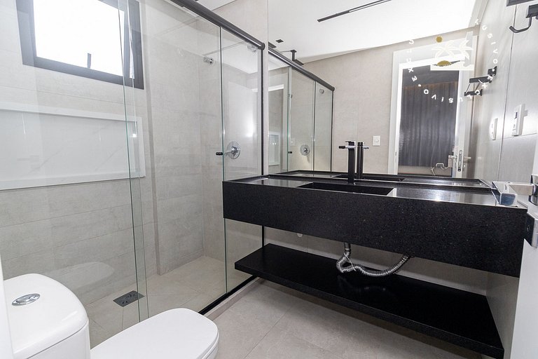 Adra 202 - Apartamento com 3 quartos - Centro de Bombinhas