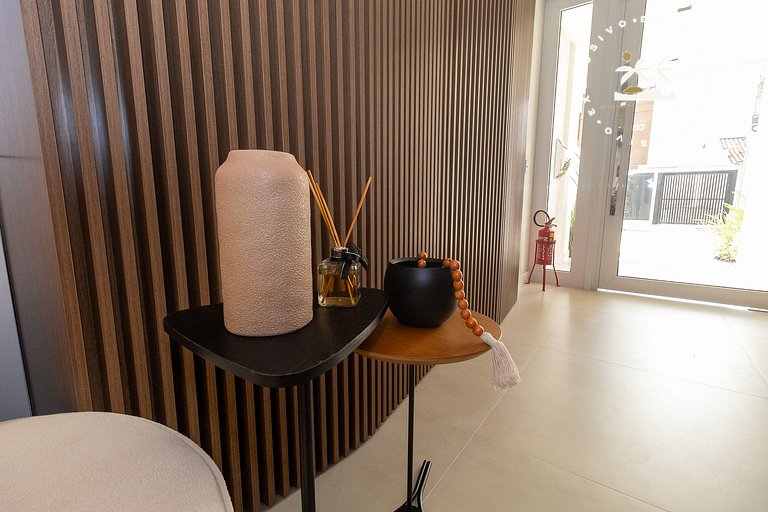 Barbados 302 - Apartamento com 2 suítes - 200 metros da prai