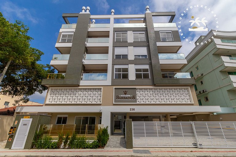 Barbados 302 - Apartamento com 2 suítes - 200 metros da prai