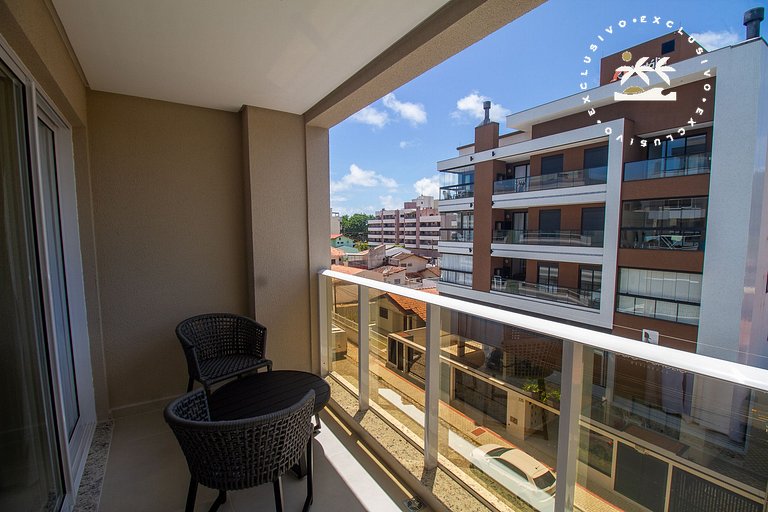 Barbados 302 - Apartamento com 2 suítes - 200 metros da prai