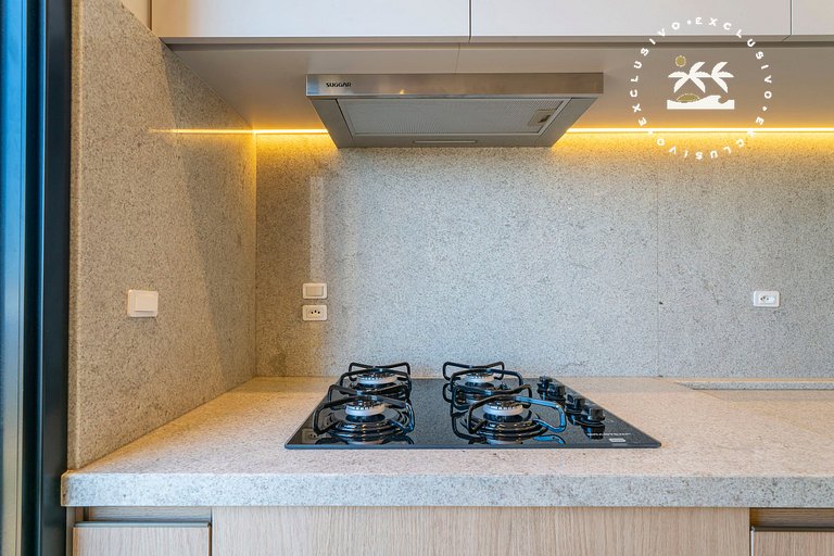 Paradise 205 - Cobertura duplex 2 suítes à 100 metros da Pra