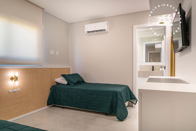Paradise 205 - Duplex Penthouse - 2 Suites - 1 Parking Space