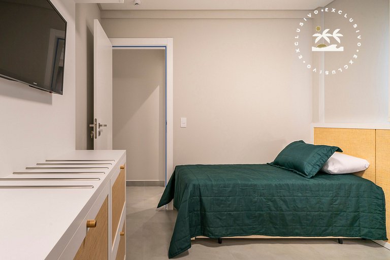 Paradise 205 - Cobertura duplex 2 suítes à 100 metros da Pra