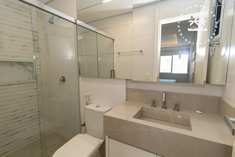 Varandas do Atlântico 101B – Frente Mar em Bombas