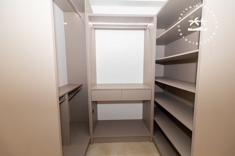 Terrazzo 503B - Apto 2 quartos em condomínio de luxo à 300 m