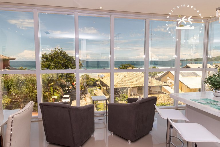 Costa Leste 203 - Apto com 2 suítes - 50 metros da Praia do