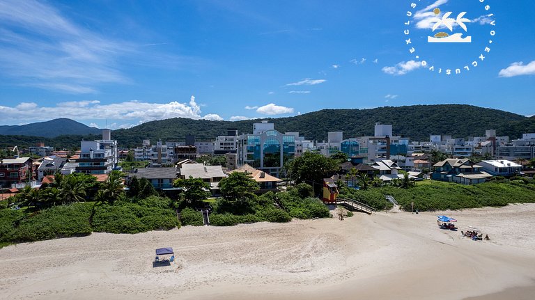 Costa Leste 203 - Apto com 2 suítes - 50 metros da Praia do