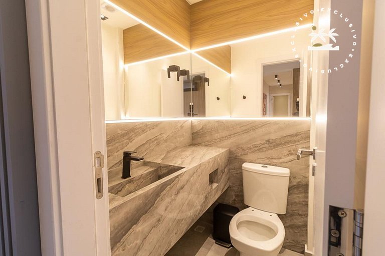 Solar do Atlântico 102 – Beira Mar em Bombas