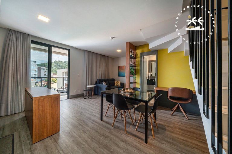 Aion 306 - Duplex compacto com 2 quartos - 50 metros do mar!