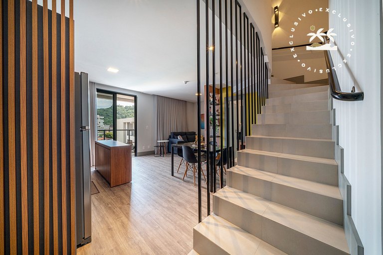 Aion 306 - Duplex compacto com 2 quartos - 50 metros do mar!