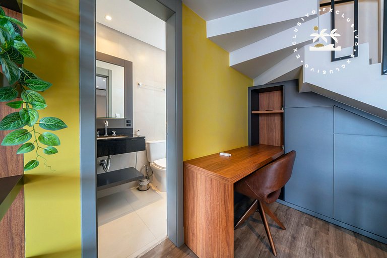 Aion 306 - Duplex compacto com 2 quartos - 50 metros do mar!