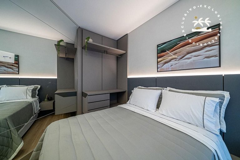 East Wind 201 - Apto 3 suítes à 30 metros da Praia de Marisc