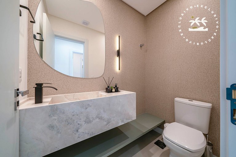 Barbados 203 - Apto 2 suítes na Praia de Bombas