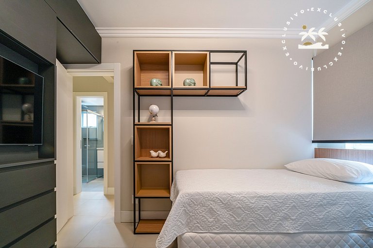 Porto Canoas 101 - Apto térreo 3 quartos à 100 metros da Pra