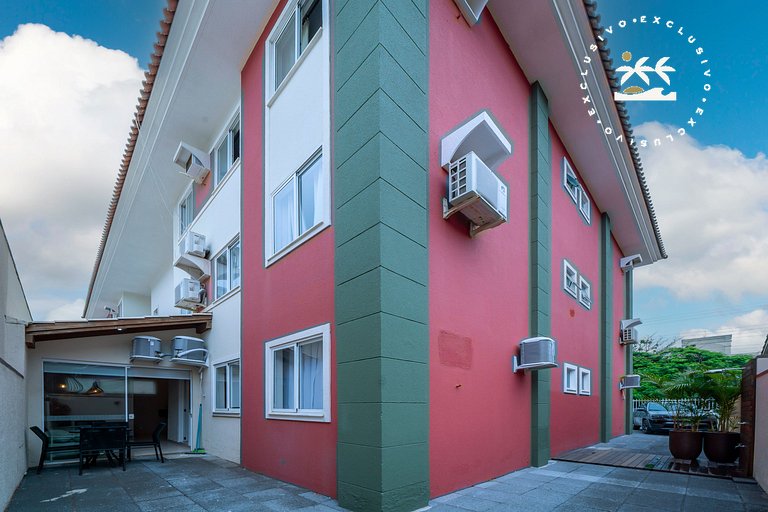 Porto Canoas 101 - Aconchegante apartamento em Bombas - Acom