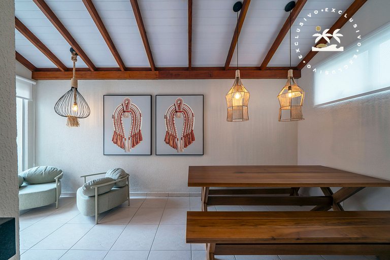 Porto Canoas 101 - Apto térreo 3 quartos à 100 metros da Pra