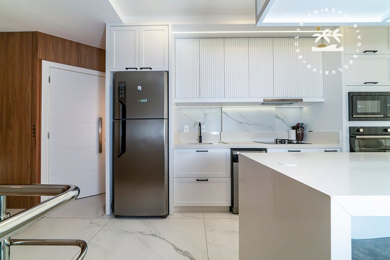 Splendour 201 - Cobertura duplex finamente mobiliada com 2 s