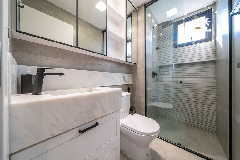 Splendour 201 - Cobertura duplex finamente mobiliada com 2 s