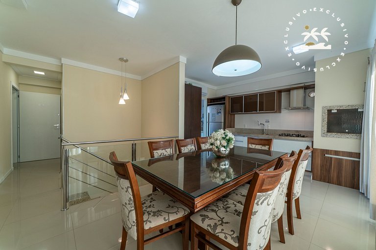Excelente cobertura duplex com jacuzzi particular, localizad