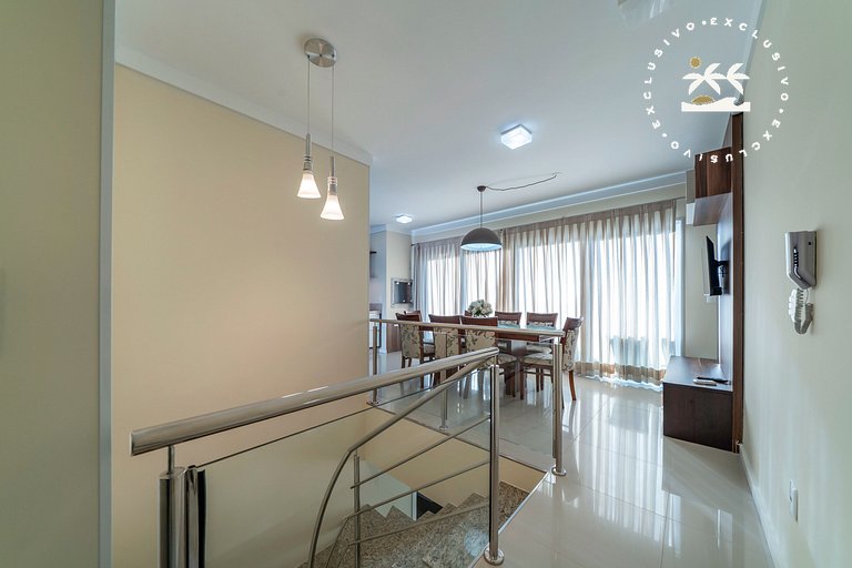 Excelente cobertura duplex com jacuzzi particular, localizad