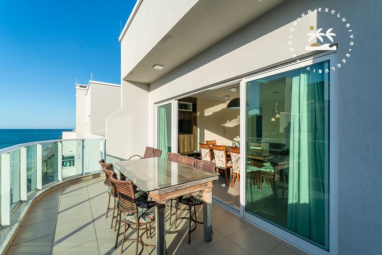Excelente cobertura duplex com jacuzzi particular, localizad