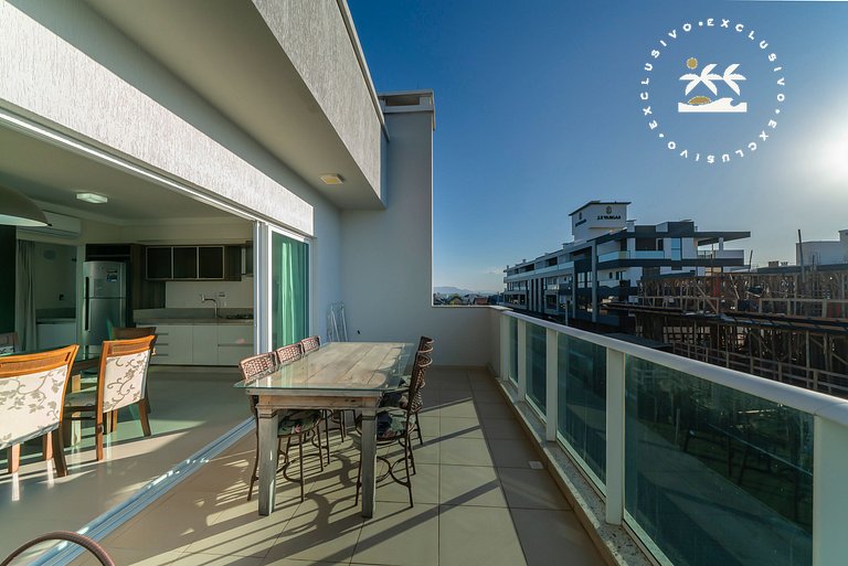 Excelente cobertura duplex com jacuzzi particular, localizad