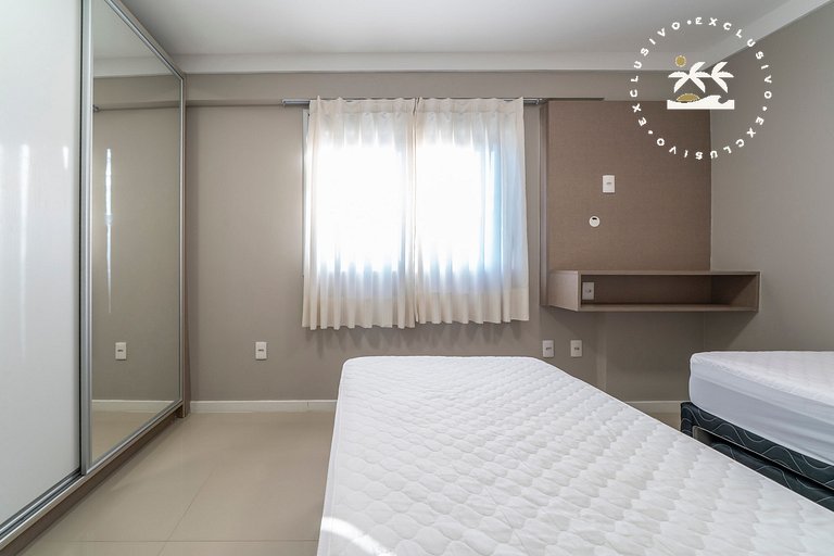 Excelente cobertura duplex com jacuzzi particular, localizad