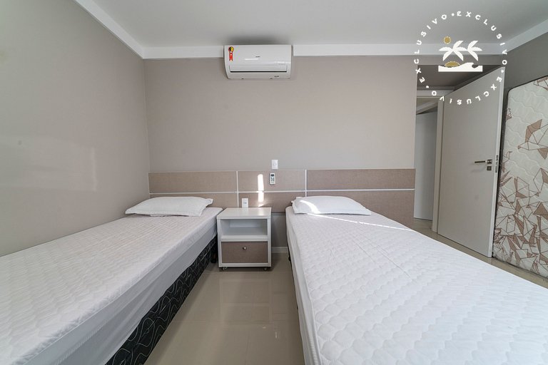 Excelente cobertura duplex com jacuzzi particular, localizad