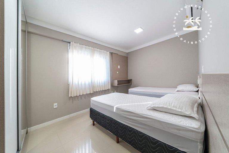 Excelente cobertura duplex com jacuzzi particular, localizad